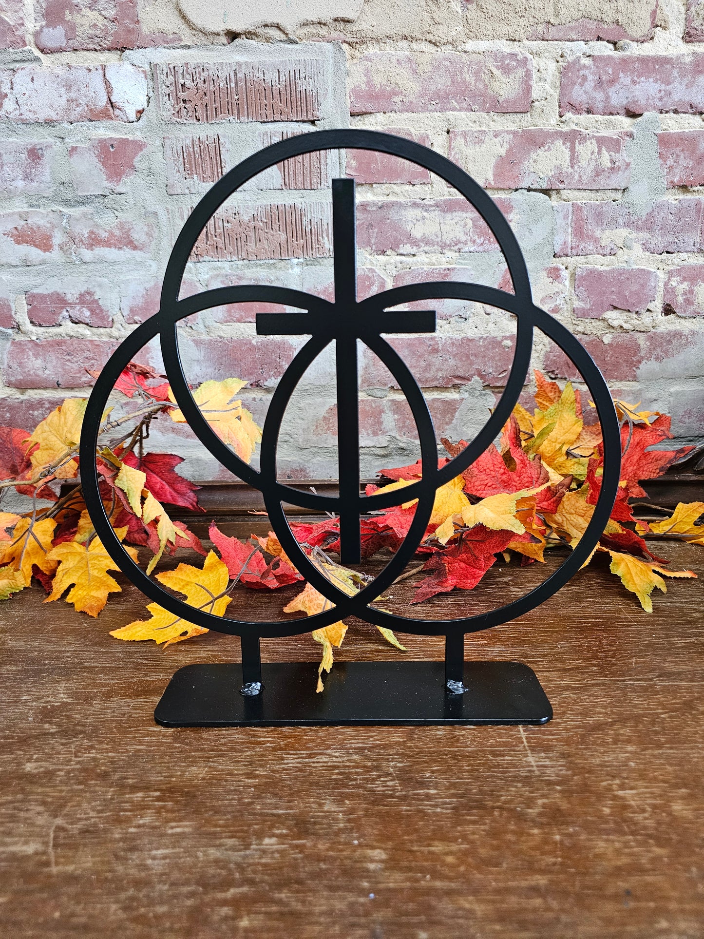Global Methodist Church Centerpiece