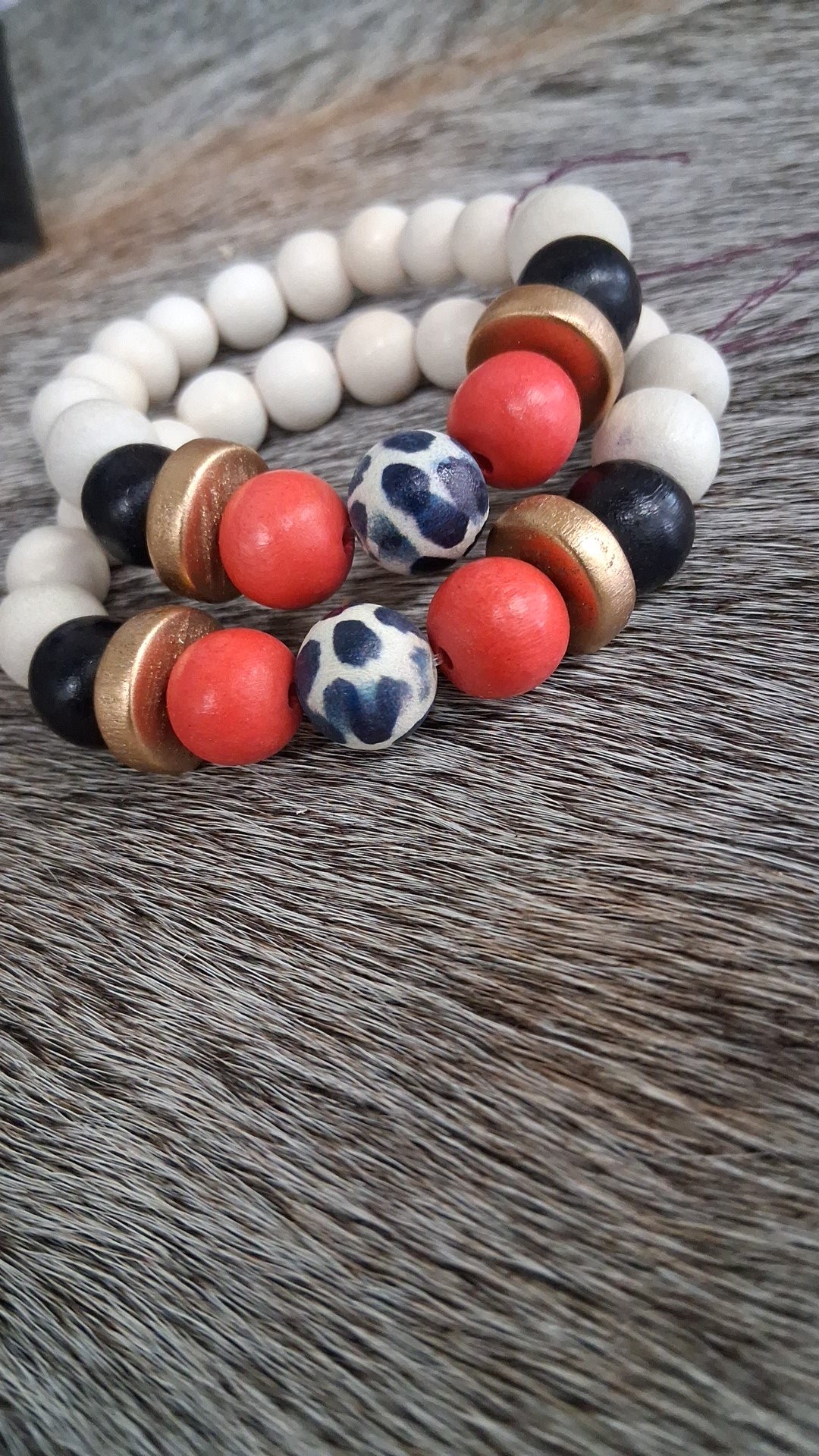 Black White Coral Gold Disk
