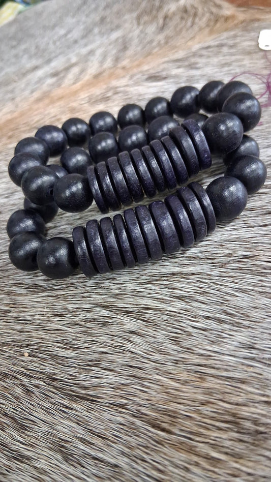 Monochrome Black Disk Stacking Bracelet