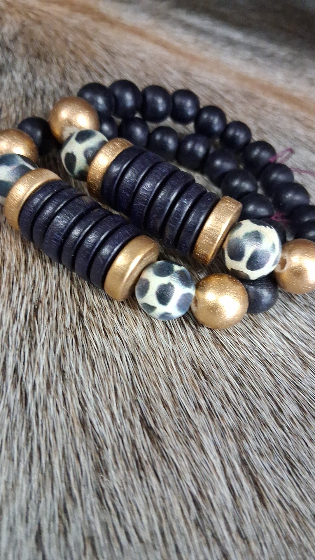 Black White Black Disk Beaded Bracelet
