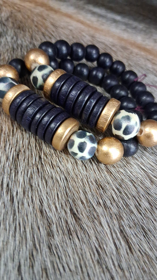 Black White Black Disk Beaded Bracelet
